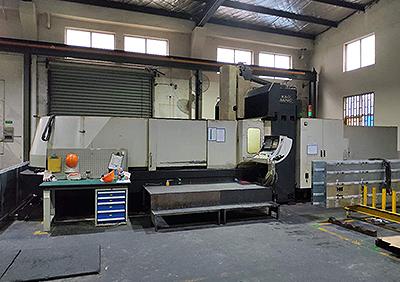 Longmen machining center